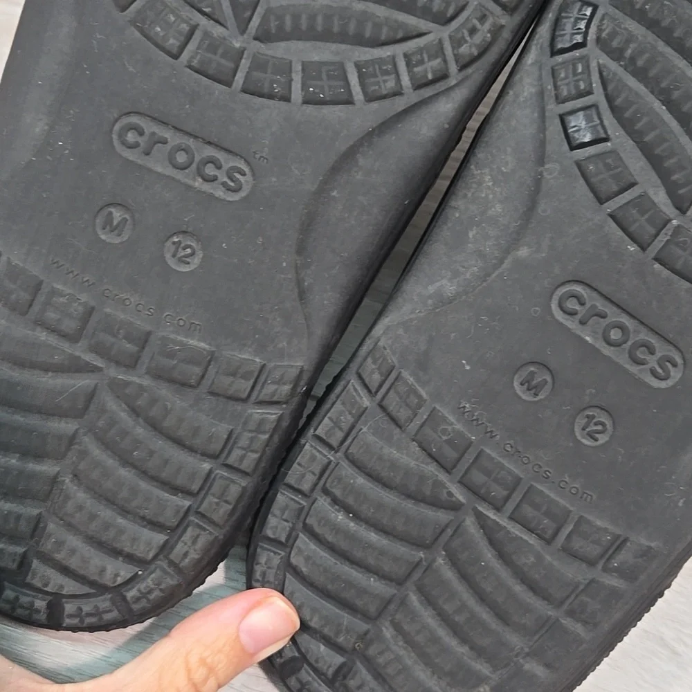 CROCS good vibrant